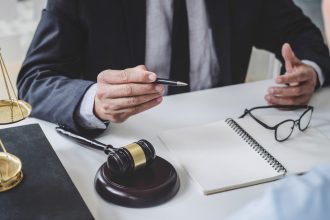 Comment un avocat peut-il éviter la liquidation judiciaire de votre entreprise ?