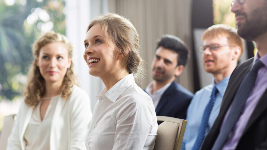 Micro-entreprise ou portage salarial : comment choisir son statut de freelance ?